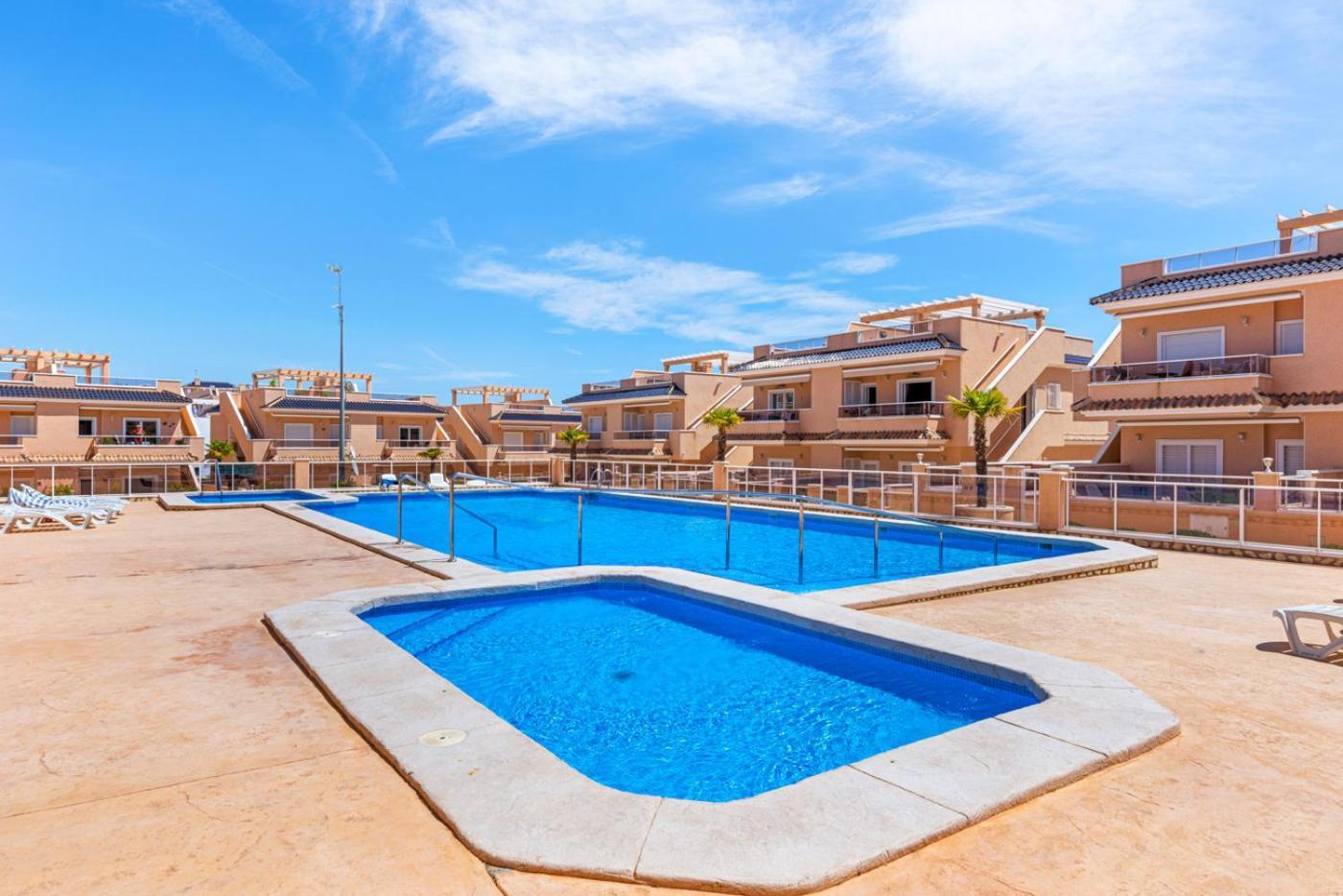 Apartments Punta Prima Indoor & Outdoor Pool Torrevieja Exterior photo